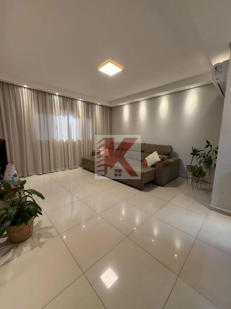 Imagens do imóveis Casa próxima ao Muffato do aeroporto
