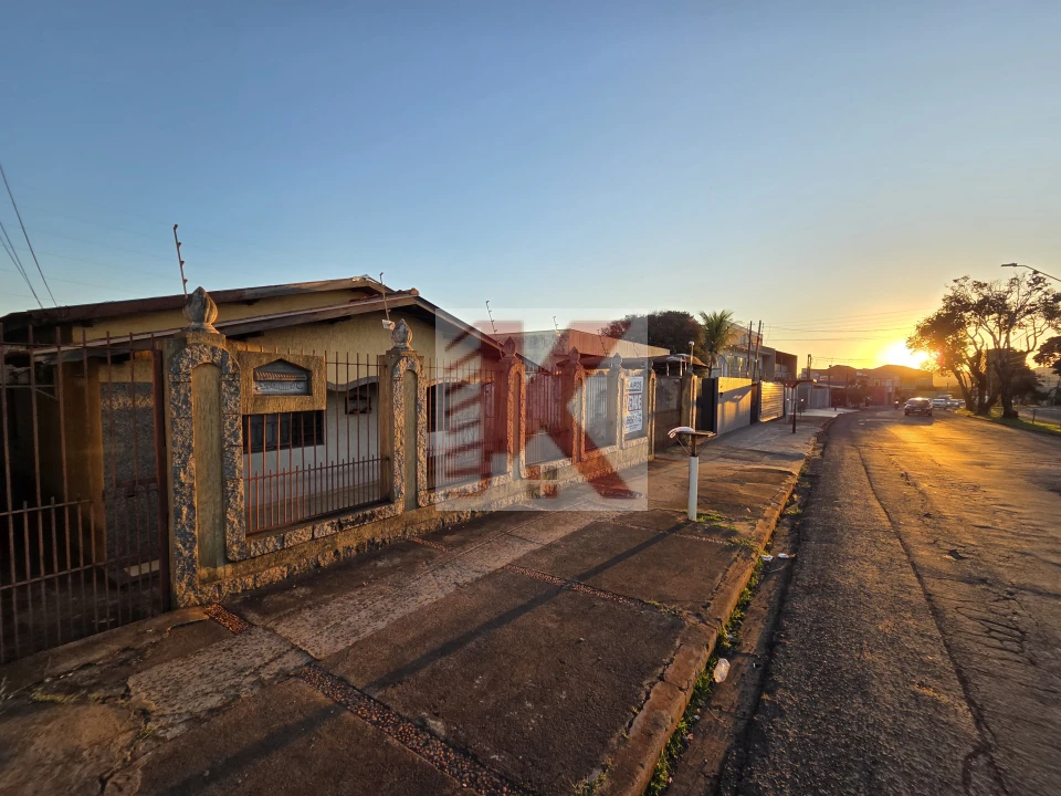 Imagens do imóveis Casa Av. Salgado Filho ao lado do Aeroporto