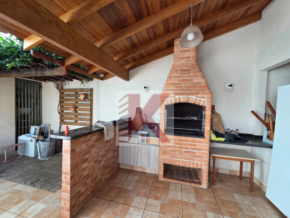 Imagens do imóveis CASA NO CALIFORNIA VENDE