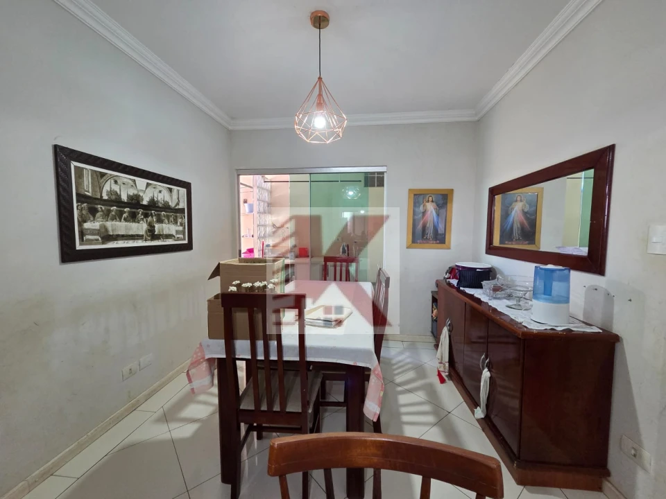 Imagens do imóveis CASA NO CALIFORNIA VENDE