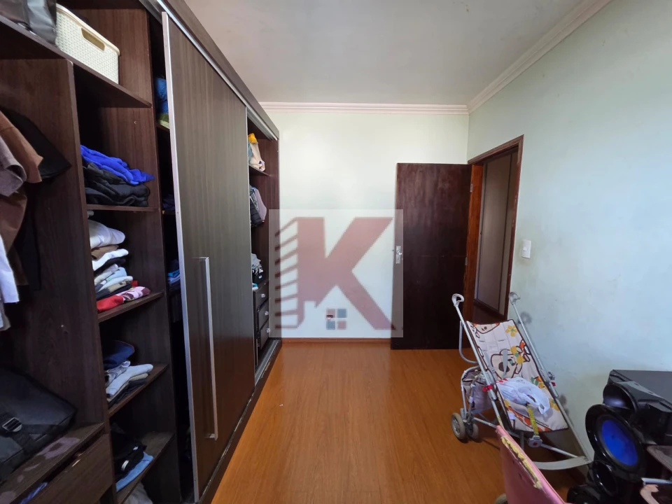 Imagens do imóveis CASA NO CALIFORNIA VENDE