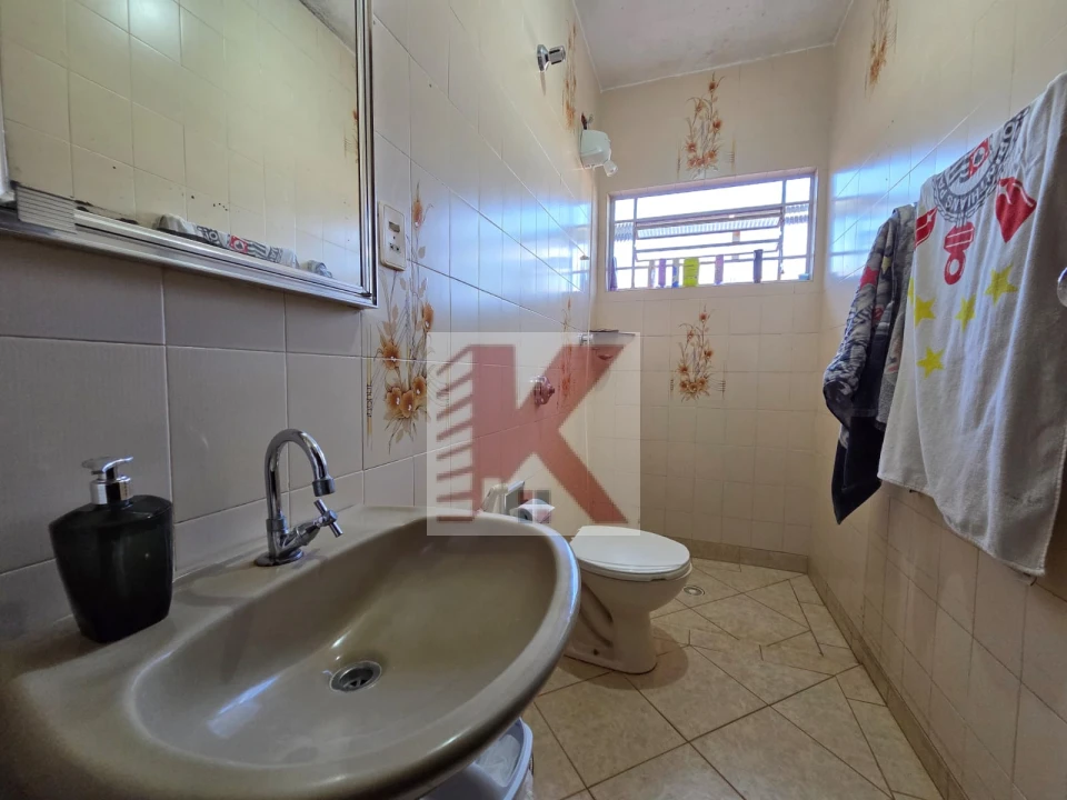 Imagens do imóveis CASA NO CALIFORNIA VENDE