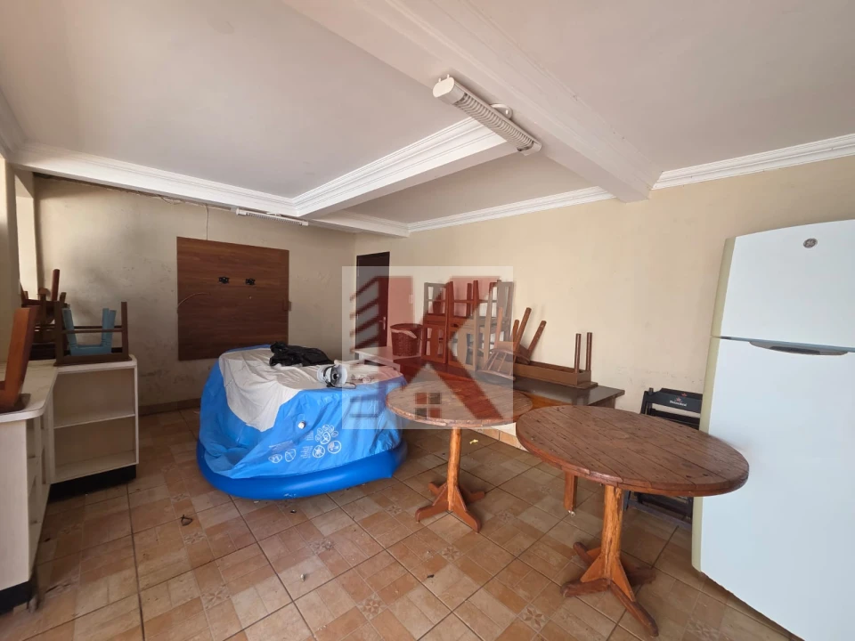 Imagens do imóveis CASA NO CALIFORNIA VENDE