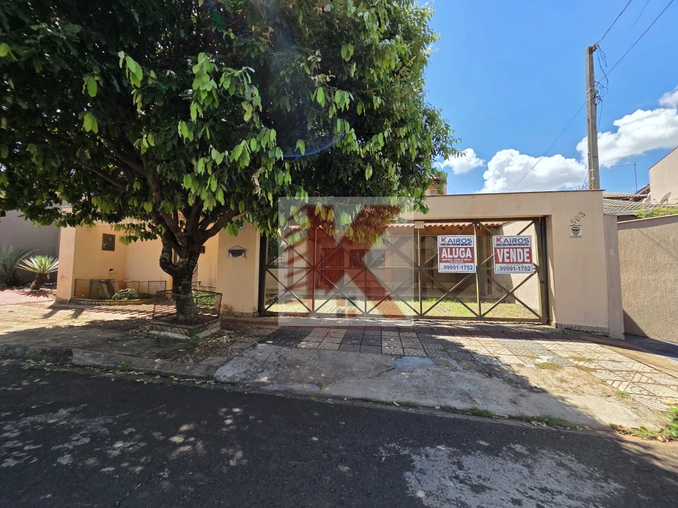 Imagens do imóveis LOCAÇÃO QUATRO (4) QUARTOS  NO SAN FERNANDO  -  TODOS COM ARMÁRIOS, SUÍTE, TRÊS (3) SALAS, ESCRITÓRIO, DESPENSA GRANDE, COZINHA COM ARMÁRIOS,  PI