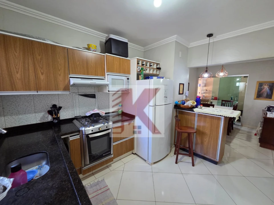 Imagens do imóveis CASA NO CALIFORNIA VENDE