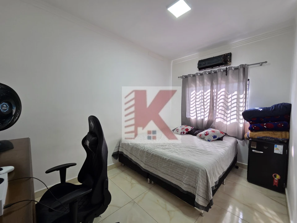 Imagens do imóveis CASA DE ESQUINA A VENDA