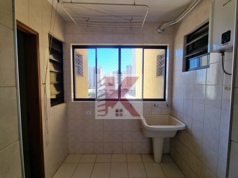 Imagens do imóveis LOCAÇÃO APARTAMENTO NO CENTRO EDIFICIO LE JARDIM DUAS SUITES