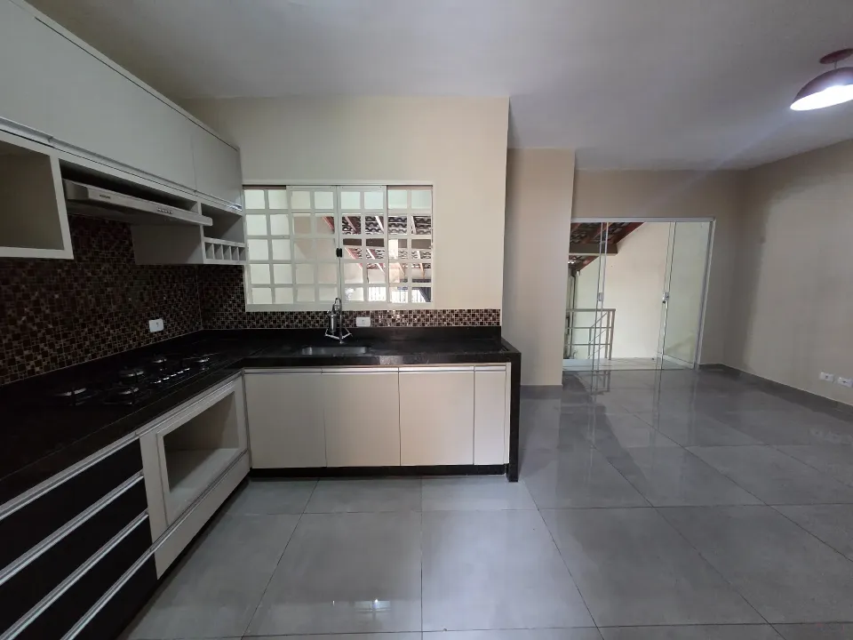 Imagens do imóveis Casa locação no Jardim Califórnia