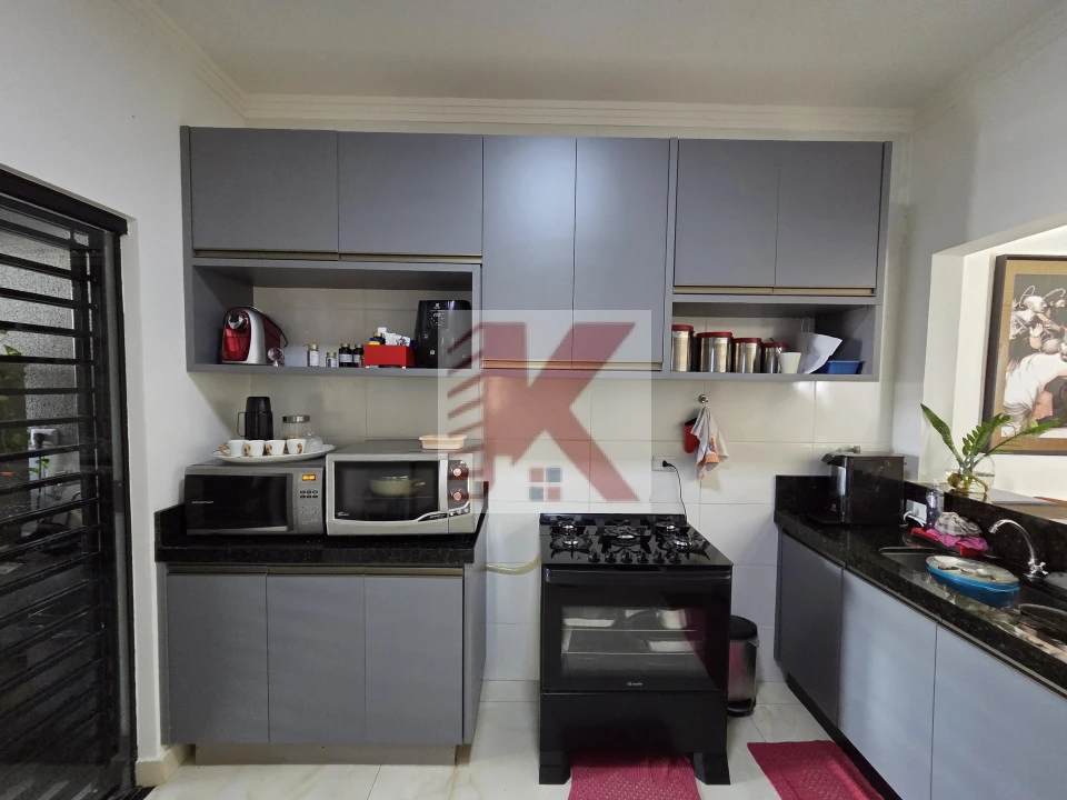 Imagens do imóveis CASA DE ESQUINA A VENDA
