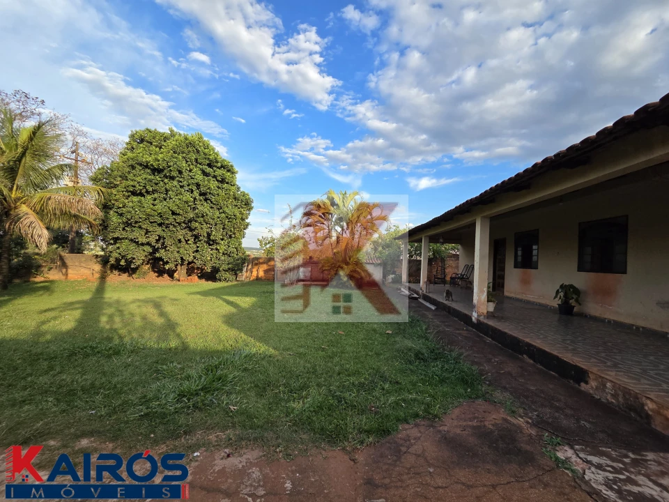 Chácara a Venda - Oportunidade com lazer e ótima localização