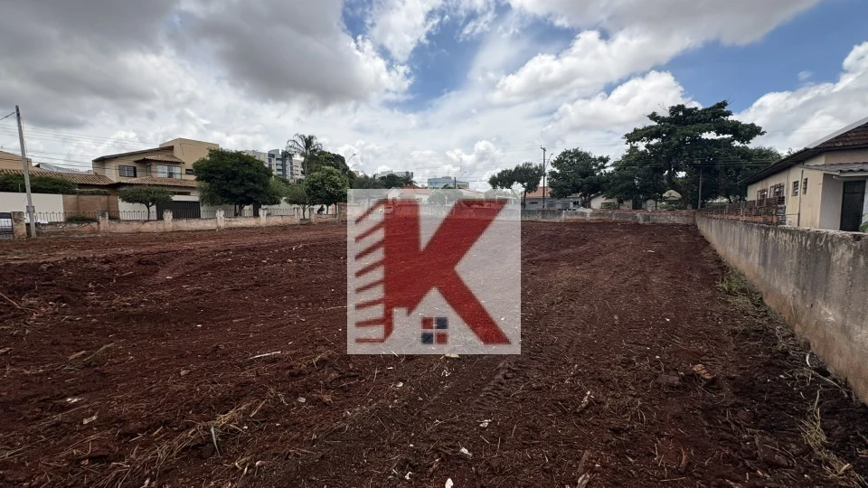 Imagens do imóveis TERRENO NO CENTRO DE LONDRINA - INVESTIMENTO OPORTUNIDADE ÚNICA LOTE IMPAR
