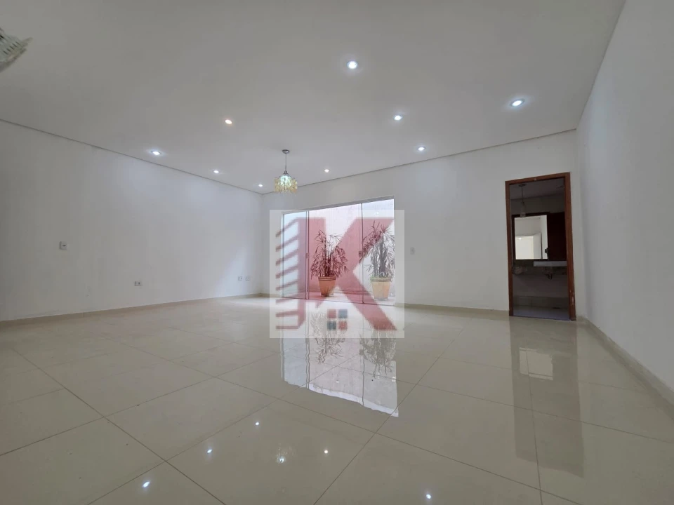 Imagens do imóveis UM LINDO SOBRADO A VENDA REGIÃO LESTE JD SAN FERNANDO ACEITA ANÁLISE DE PERMUTA COM VOLTA EM DINHEIRO