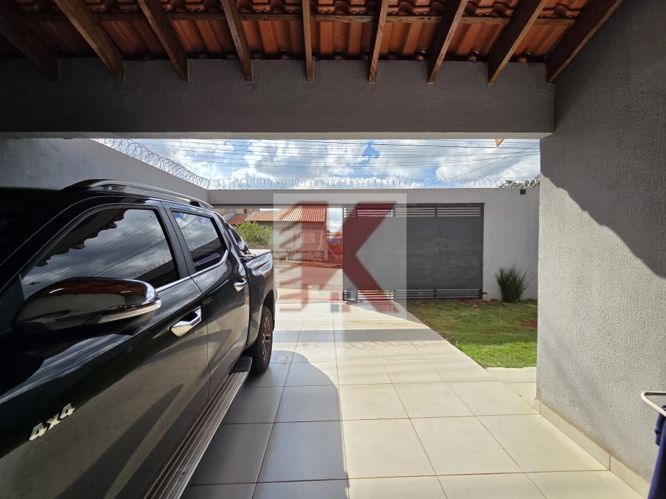 Imagens do imóveis CASA DE ESQUINA A VENDA