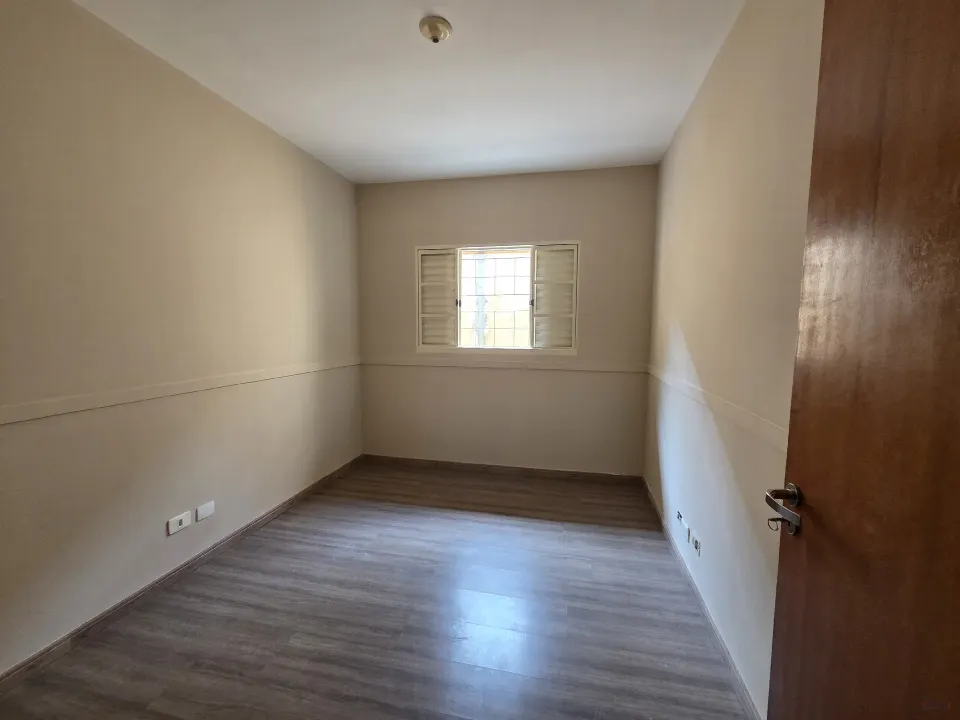 Imagens do imóveis Casa locação no Jardim Califórnia