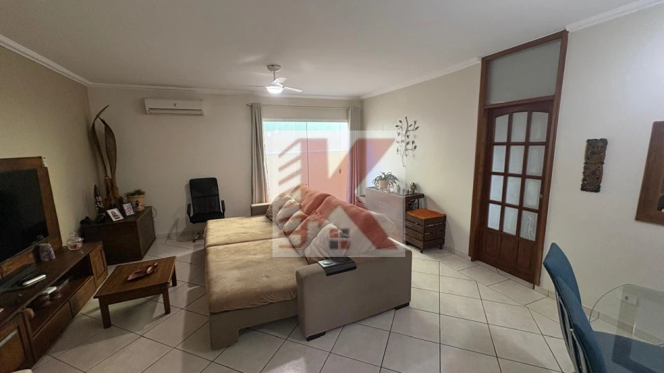CASA DE ALTO PADRÃO — JARDIM SAN FERNANDO