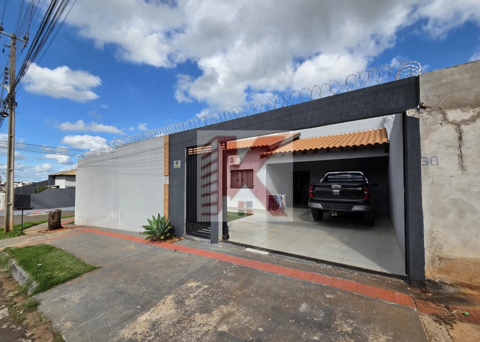 Imagens do imóveis CASA DE ESQUINA A VENDA