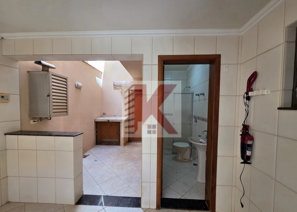 Imagens do imóveis LOCAÇÃO QUATRO (4) QUARTOS  NO SAN FERNANDO  -  TODOS COM ARMÁRIOS, SUÍTE, TRÊS (3) SALAS, ESCRITÓRIO, DESPENSA GRANDE, COZINHA COM ARMÁRIOS,  PI