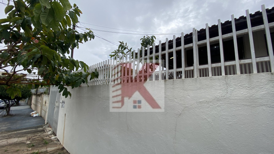 Imagens do imóveis LOCAÇÃO R$1.000,00 CASA MADEIRA NO JARDIM AEROPORTO, JK / SANTOS DUMONT