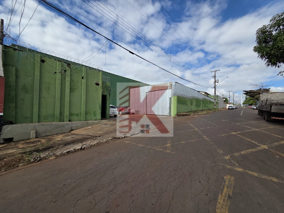 Imagens do imóveis Barracão Comercial