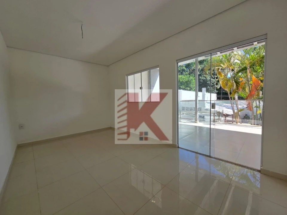 Imagens do imóveis UM LINDO SOBRADO A VENDA REGIÃO LESTE JD SAN FERNANDO ACEITA ANÁLISE DE PERMUTA COM VOLTA EM DINHEIRO