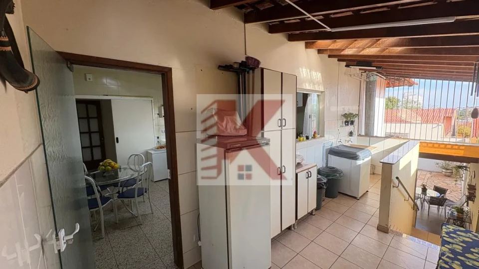 CASA DE ALTO PADRÃO — JARDIM SAN FERNANDO