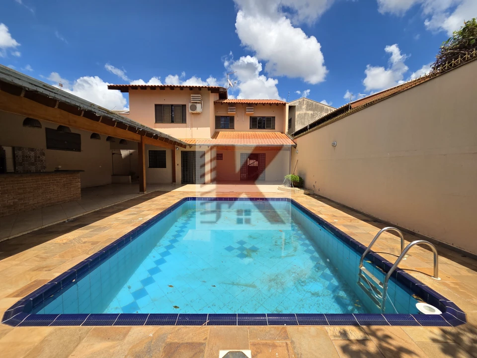 Imagens do imóveis LOCAÇÃO QUATRO (4) QUARTOS  NO SAN FERNANDO  -  TODOS COM ARMÁRIOS, SUÍTE, TRÊS (3) SALAS, ESCRITÓRIO, DESPENSA GRANDE, COZINHA COM ARMÁRIOS,  PI