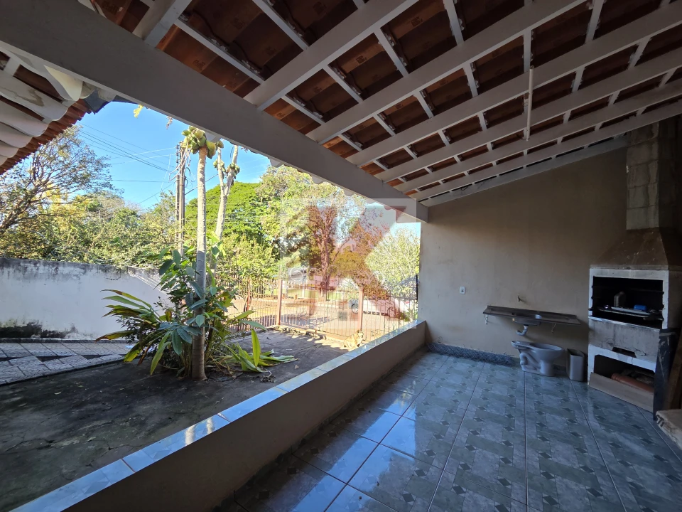 Imagens do imóveis Casa a Venda no Bairro Armindo Guazzi