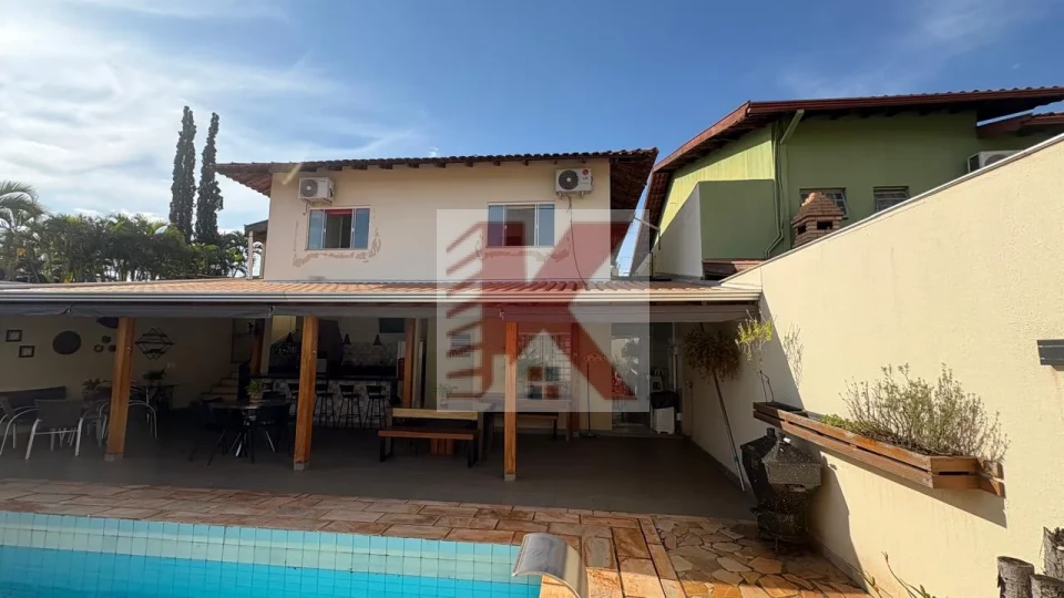 CASA DE ALTO PADRÃO — JARDIM SAN FERNANDO