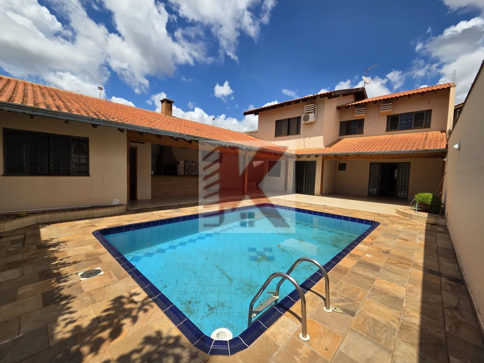 Imagens do imóveis LOCAÇÃO QUATRO (4) QUARTOS  NO SAN FERNANDO  -  TODOS COM ARMÁRIOS, SUÍTE, TRÊS (3) SALAS, ESCRITÓRIO, DESPENSA GRANDE, COZINHA COM ARMÁRIOS,  PI