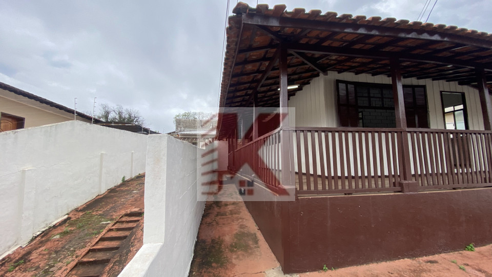 Imagens do imóveis LOCAÇÃO R$1.000,00 CASA MADEIRA NO JARDIM AEROPORTO, JK / SANTOS DUMONT