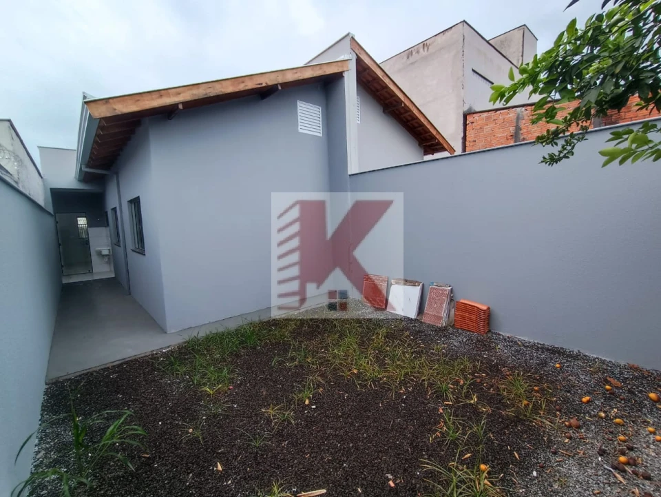 RESIDENCIA GERMINADA ESCRITURADA A VENDA ACEITA TERRENO COMO PARTE DE PAGAMENTO ACEITA FINANCIAMENTO CONSULTAR CORRETOR MARCIANO  43 99643.1383