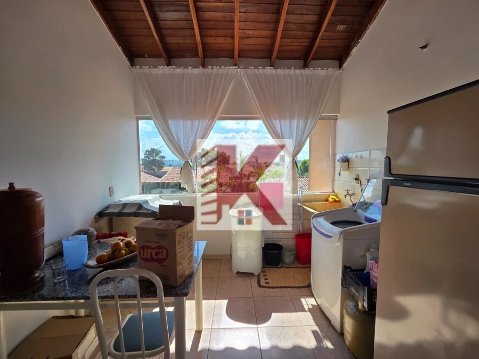 Imagens do imóveis COMERCIAL DUAS SALAS 60,00M2 CADA 1 APARTAMENTO DUAS SUITES, QUINTAL ESTACIONAMENTO