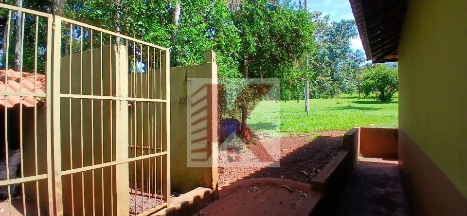 Imagens do imóveis CHÁCARA ESCRITURADA A VENDA NA USINA 3 BOCAS REGIÃO SUL  COM CASA DE ALVENARIA MUITO VERDE REALIZE  SEU SONHO DE MORAR                           