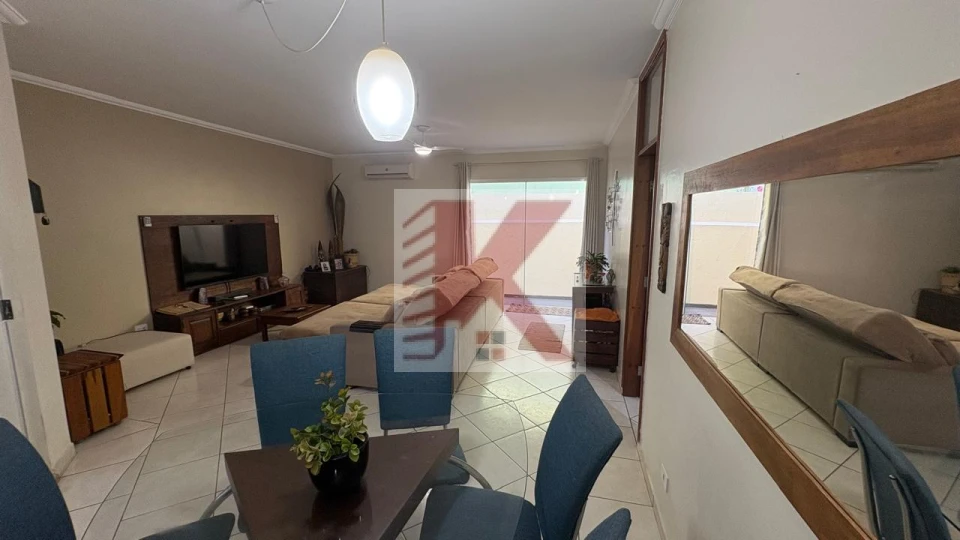 CASA DE ALTO PADRÃO — JARDIM SAN FERNANDO