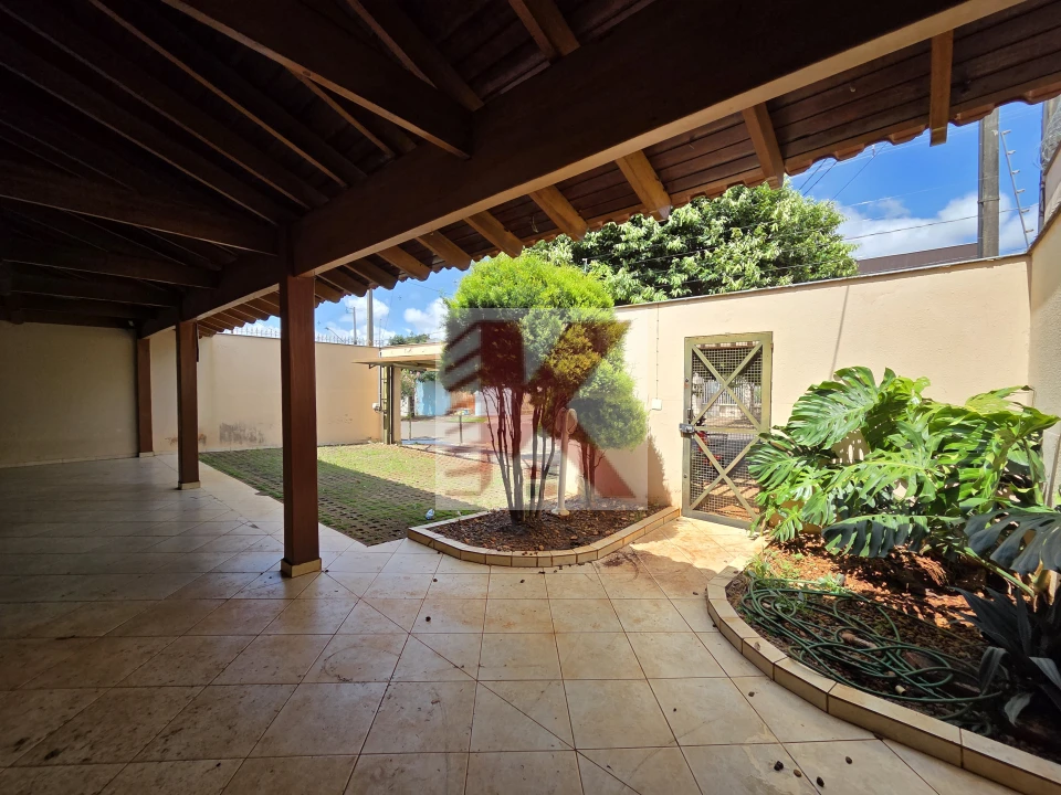 Imagens do imóveis LOCAÇÃO QUATRO (4) QUARTOS  NO SAN FERNANDO  -  TODOS COM ARMÁRIOS, SUÍTE, TRÊS (3) SALAS, ESCRITÓRIO, DESPENSA GRANDE, COZINHA COM ARMÁRIOS,  PI