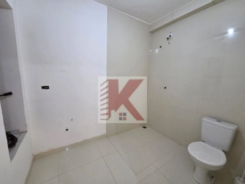 Imagens do imóveis UM LINDO SOBRADO A VENDA REGIÃO LESTE JD SAN FERNANDO ACEITA ANÁLISE DE PERMUTA COM VOLTA EM DINHEIRO