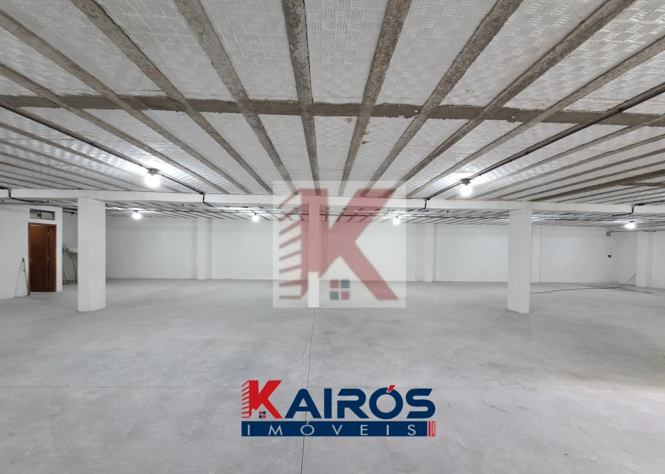 Oportunidade para seu negócio! - Barracão Comercial
