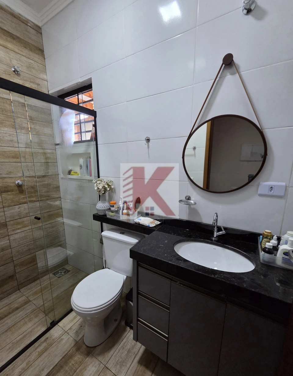 Imagens do imóveis CASA DE ESQUINA A VENDA