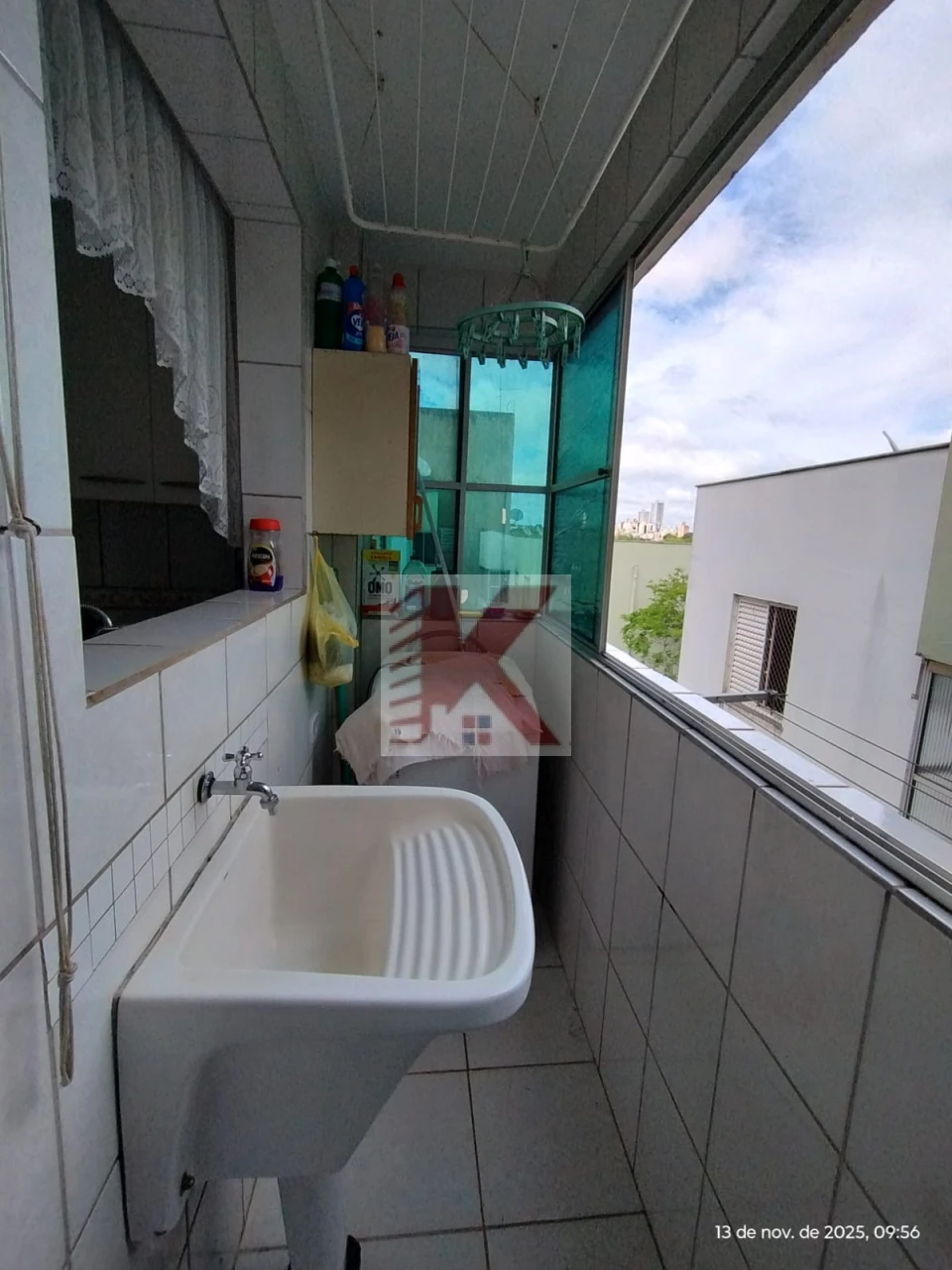 Imagens do imóveis Apartamento  à Venda - Vale do Cambezinho I | Zona Leste  de Londrina na Avenida das Américas.