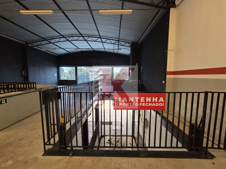 Imagens do imóveis Barracão Comercial