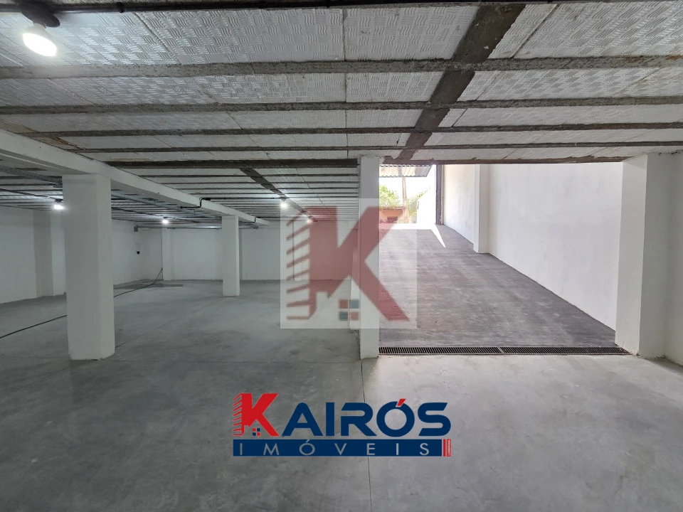 Oportunidade para seu negócio! - Barracão Comercial