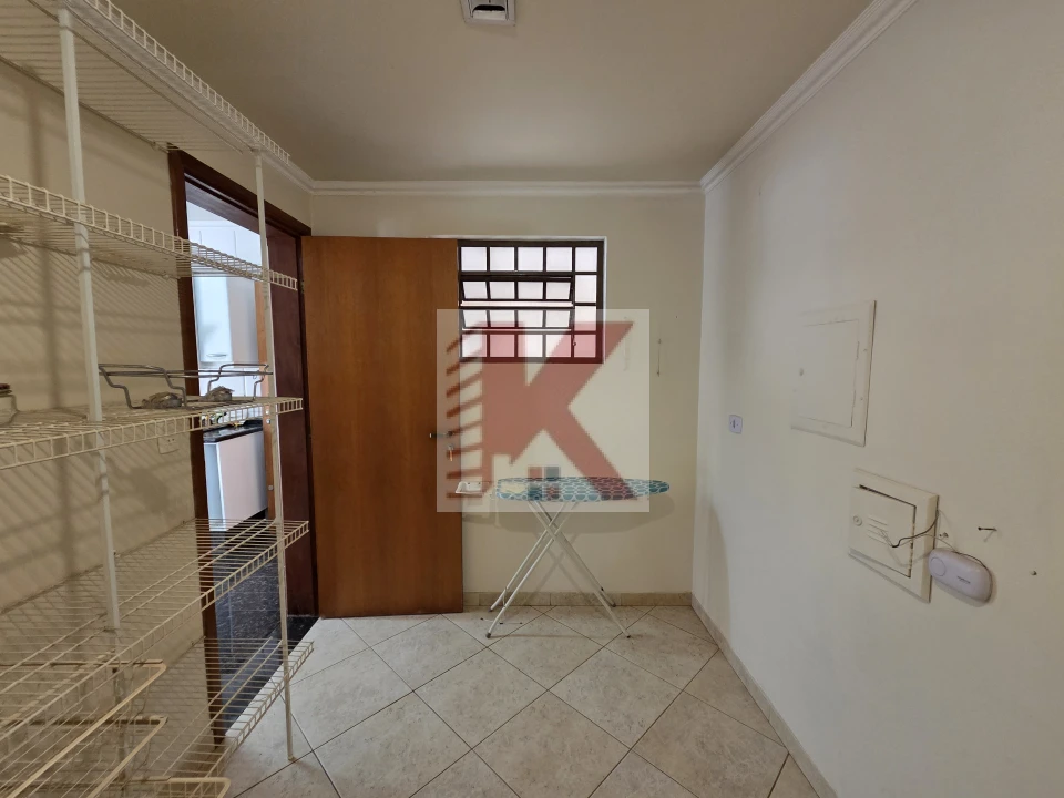 Imagens do imóveis LOCAÇÃO QUATRO (4) QUARTOS  NO SAN FERNANDO  -  TODOS COM ARMÁRIOS, SUÍTE, TRÊS (3) SALAS, ESCRITÓRIO, DESPENSA GRANDE, COZINHA COM ARMÁRIOS,  PI