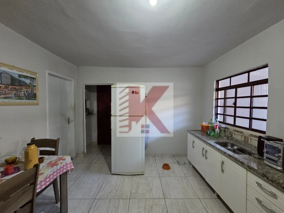 Imagens do imóveis Casa a Venda no Bairro Armindo Guazzi