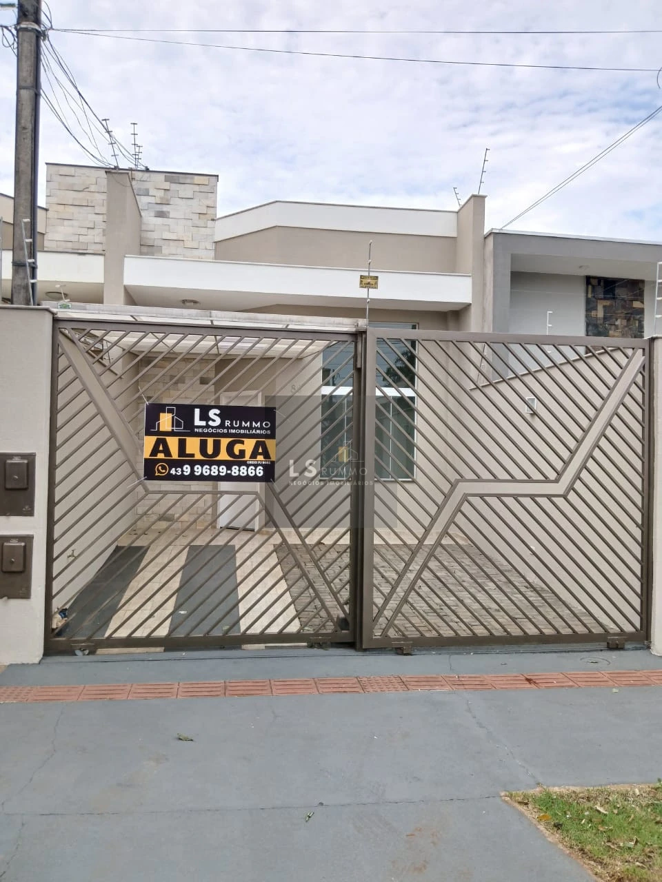 Casa Geminada Para Alugar Jardim Milton Menezes Londrina