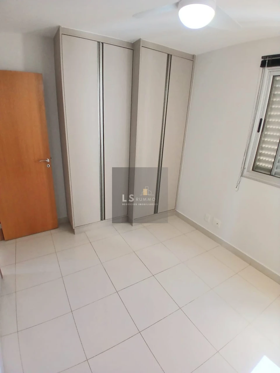 APARTAMENTO PARA LOCAÇÃO - EDIFÍCIO ANITA MALFATTI