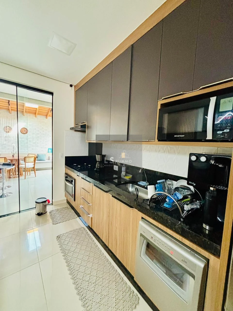 CASA PARA VENDA - CONDOMÍNIO VIA FLORENCE