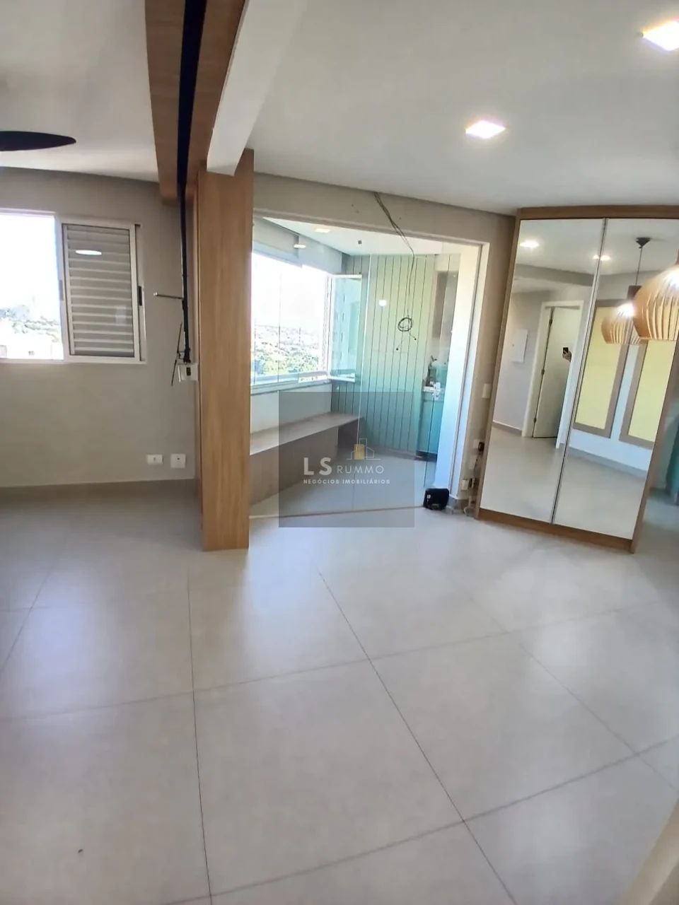 APARTAMENTO BRISAS DO LAGO