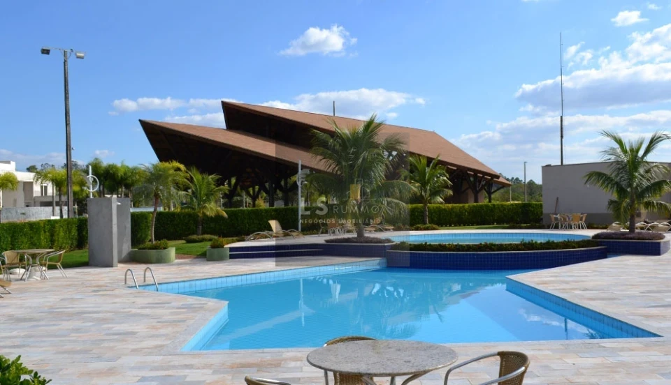 LOTES A VENDA - CONDOMÍNIO RESIDENCIAL SUN LAKE