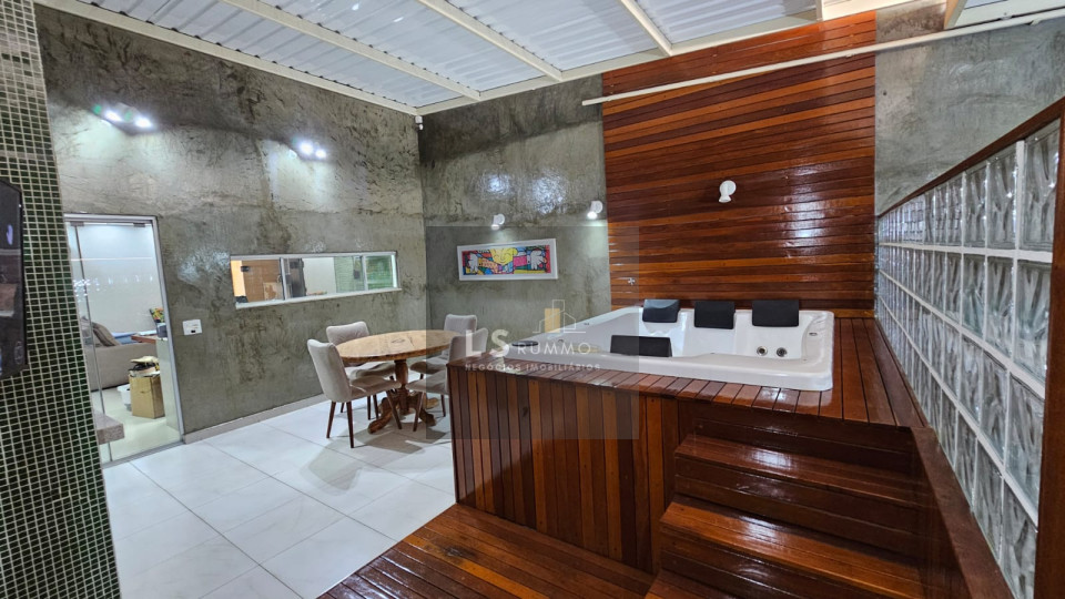 CASA MOBILIADA A VENDA