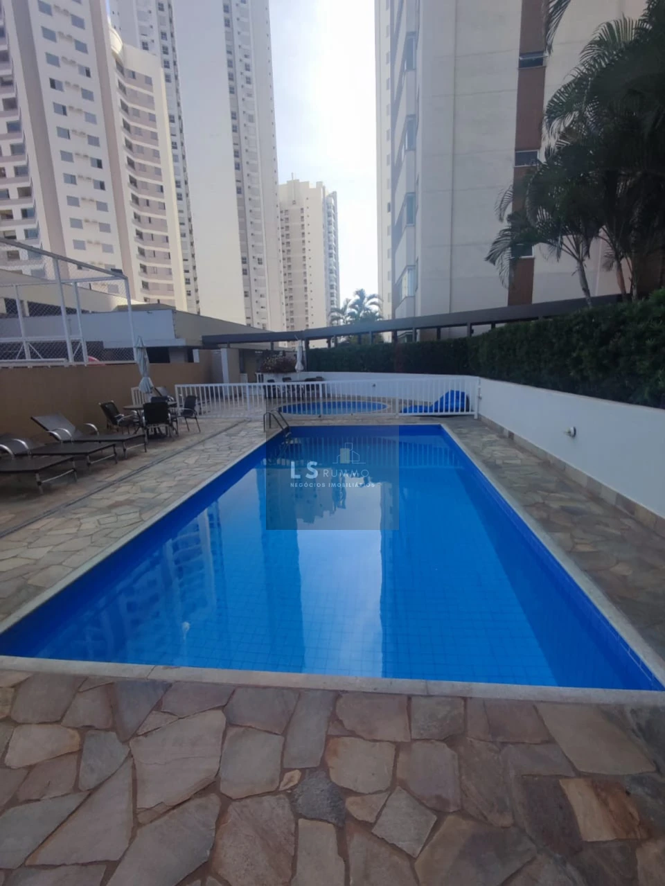 Apartamento À Venda Condomínio Mirante Do Lago Londrina